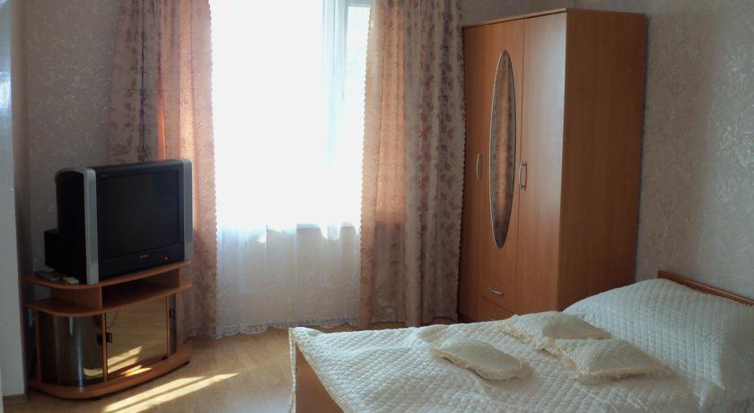 Гостиница on Sevastopolskoe shosse 1v Алупка
